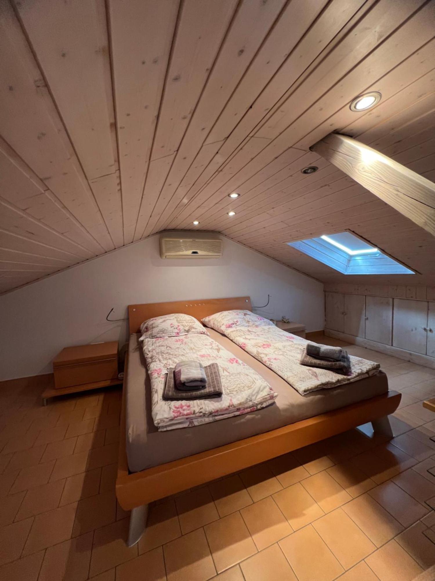 Ermmes Ferienwohnungen Sinsheim Chambre photo