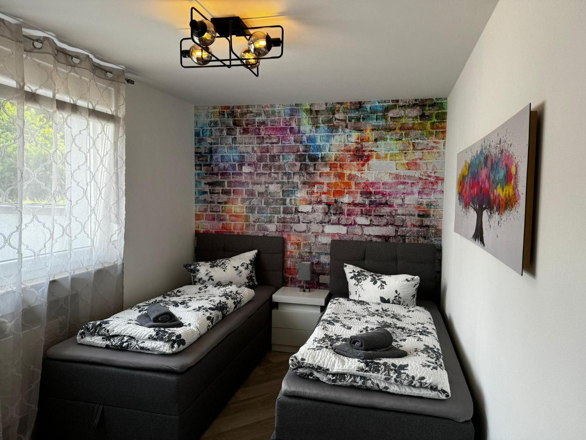 Ermmes Ferienwohnungen Sinsheim Chambre photo